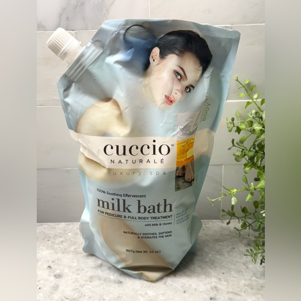 New Cuccio Milk Bath Soak Milk & Honey Pedicure & Full Body Treatment - 32oz